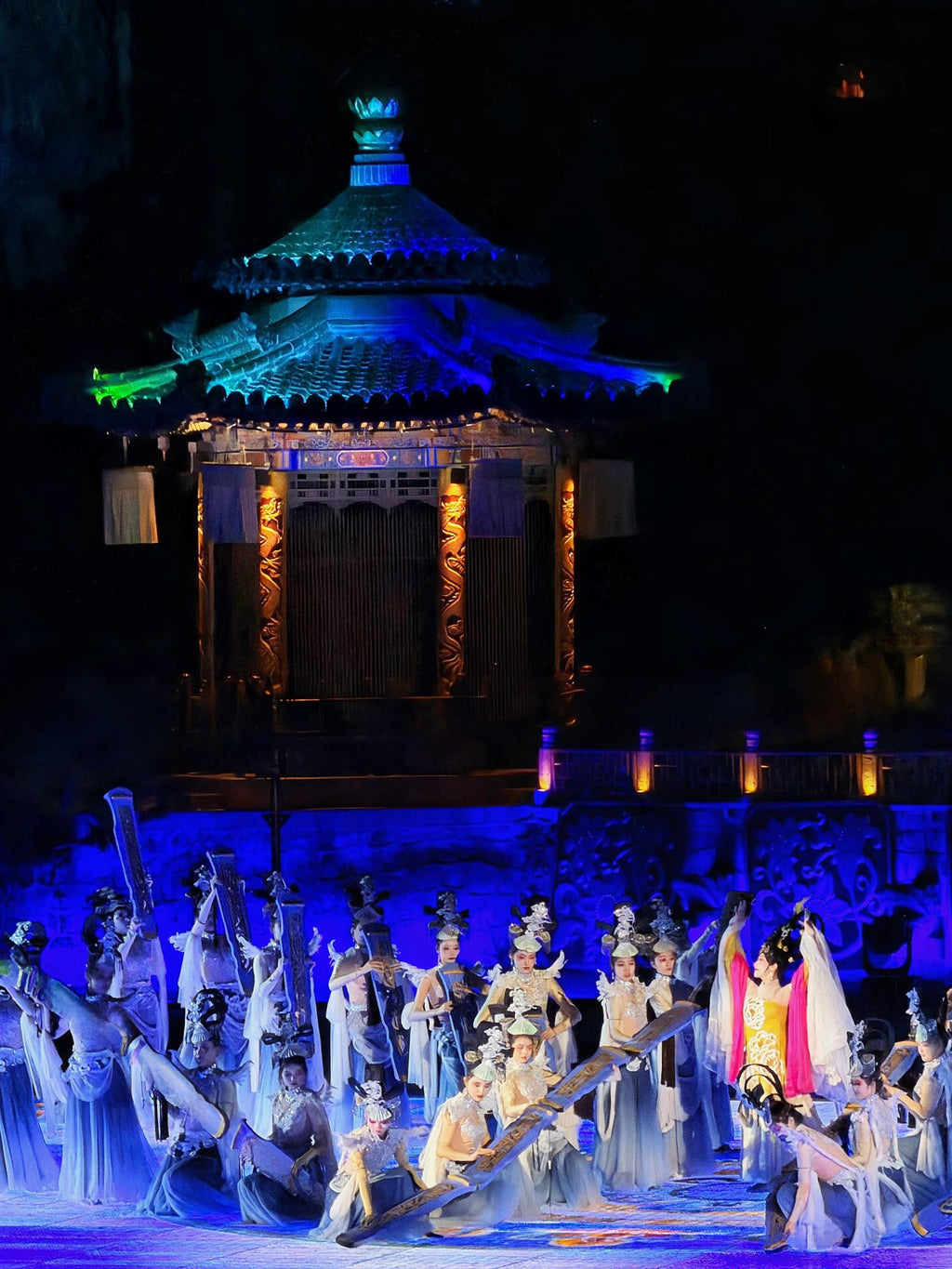 Xi'an Terracotta Warriors and Huaqing Palace Day Tour