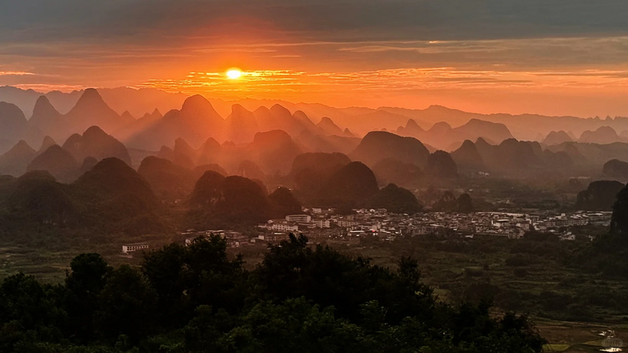 Qianli Jiangshan Scenic Area